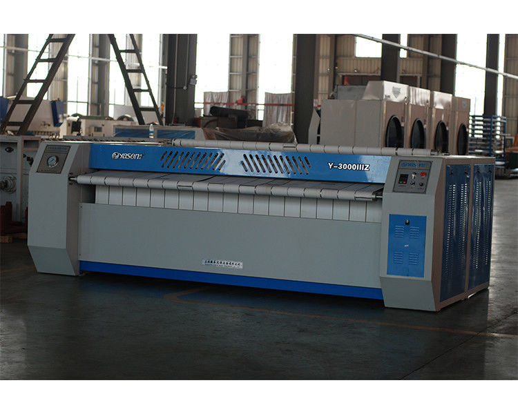 Professionele industriële strijkijzer met stroomtoevoer 380/3/50 V/p/Hz 0,75kw