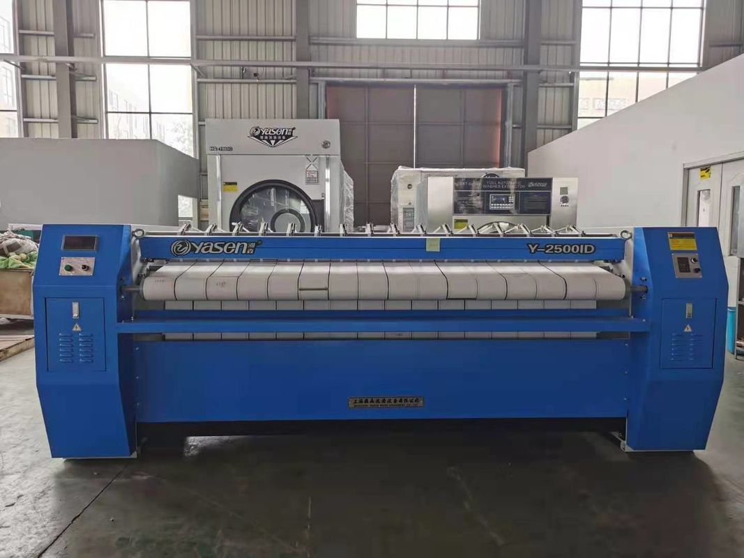 Professionele industriële strijkijzer met stroomtoevoer 380/3/50 V/p/Hz 0,75kw